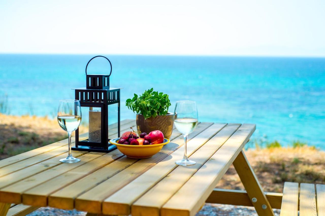 Summerday Villa Private Beach Néa Irákleia Eksteriør billede